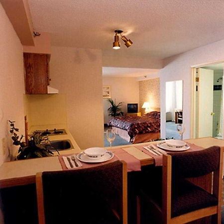 Executive Inn Express Vancouver Airport Richmond Kamer foto
